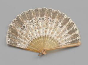 Folding fan of white silk and gauze leaf, with original box