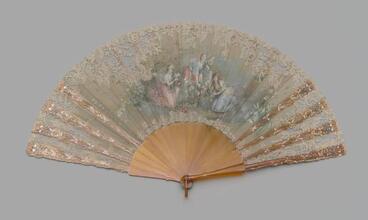 Fan with cream silk organza mount and original box