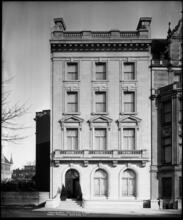 Jackson Residence, 4 Riverside Drive.