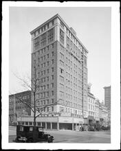 38 East 79th Street at Madison Avenue. Apartment house.