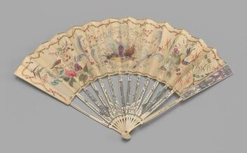 Folding fan of painted silk leaf