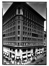 Lord & Taylor, 38th Street & Fifth Avenue. Exterior, 1.