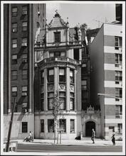 [3 Riverside Drive.]