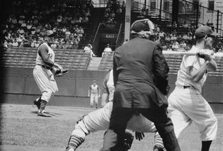 Brooklyn Dodgers vs. Cincinnati Reds