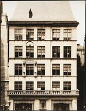 680 Fifth Avenue. Commercial building, Yamanaka & Co. Upper stories