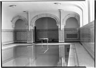West side Y.M.C.A. Loggia detail, boy's pool.