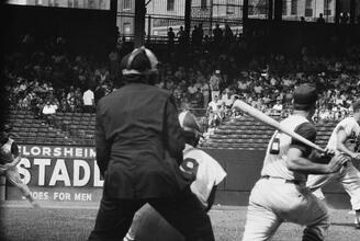 Brooklyn Dodgers vs. Cincinnati Reds