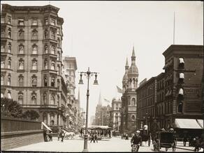 [5th Avenue and 42nd Street.]