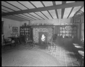 154 East 63rd Street. Sterner residence, dining room.