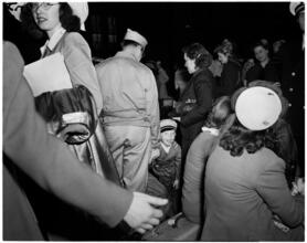 Penn Station [Soldiers returning home from World War II.]