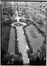 277 Park Avenue [Building]. Garden from upper window.