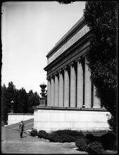 Low Memorial Library at Columbia University.