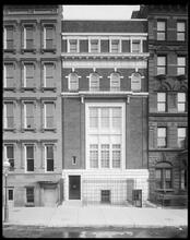 891 Park Avenue. General exterior.