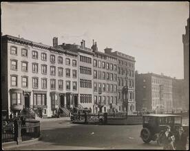 [Park Avenue looking south from 36th Street.]
