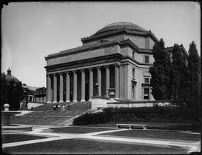 Low Memorial Library at Columbia University.