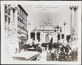 Dewey Arch. Fifth Avenue- 23rd to 26th Street.