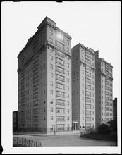 76th St. at the S.E. corner of Park Avenue. Apartment House.