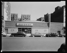 East 116th Street and Lexington Avenue. Safeway store, general front view.