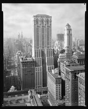 East 42nd Street. Lincoln Building.