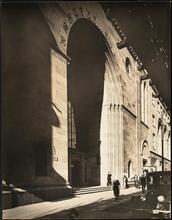 110 East 42nd Street. Bowery Savings Bank. Entrance