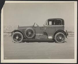 Automobile (Cars).