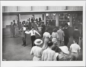 [Radiograms, Upper Level, French Line, Pier #88, N.R.]