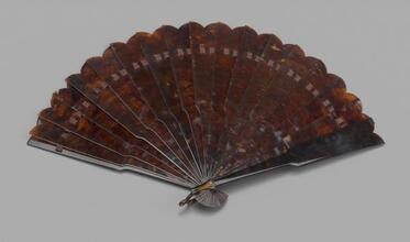 Brisé fan of tortoise shell