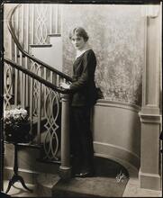 [Jeanne Eagels as Ruth Atkins in "Daddies".]