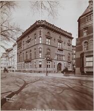 Street Scene - 1900, Fifth Ave. North from 63rd St.  Progress Club(?) on Corner.