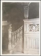[Detail of staircase in No. 1 5th Avenue.]