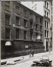 [William Street and Maiden Lane.]