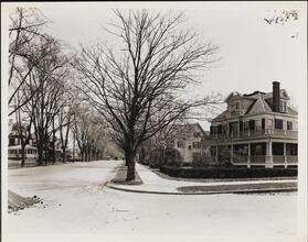 [Broadway, Flushing.]
