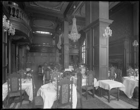 Hotel Gregorian, dining room [40 West 35th Street].