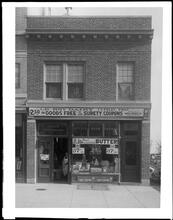 369 Audubon Avenue. [Le Roy Dairy, "fancy groceries".]