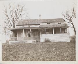 [Front view of old house on Featherbed Lane.]