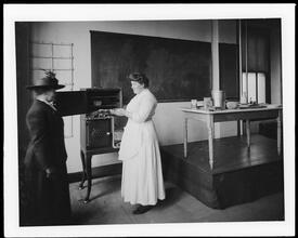 125 West 45th Street. Housewives League, interior.