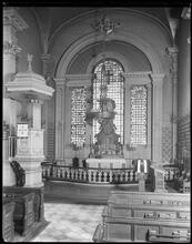 Broadway between Fulton and Vesey Streets. Altar at St. Paul's Chapel.