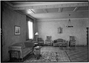 Beth Elohim Temple House. Auditorium foyer.