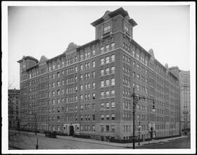 800 Riverside Drive at the corner of West 158th Street. The Grinnell Apartment House.