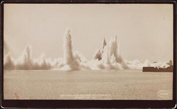 [The flood rock explosion, Hell Gate.]