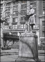 [Statue of William Earle Dodge.]