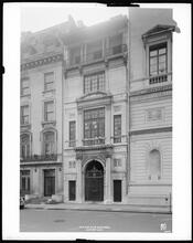 14 East 71st Street. Residence.