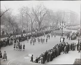 [American Women's Voluntary Services Parade.]