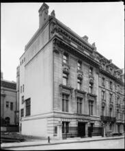 Duncan House, 1 East 75th St.