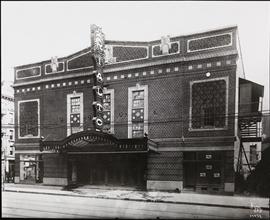 Theaters, Rialto Theatre.