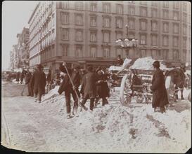 Snow Scenes, Blizzard, Street Scenes in New York City.