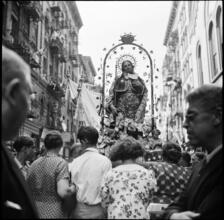 [Statue of Jesus Christ at a religious festival.]