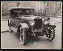 Automobile (Cars).