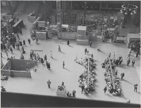 Untitled [The demolition of Pennsylvania Station, 1964-1965.]