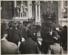 Busy Fifth Avenue, near Dewey Arch